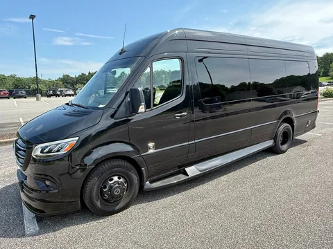 2024 Mercedes-Benz Sprinter 3500XD