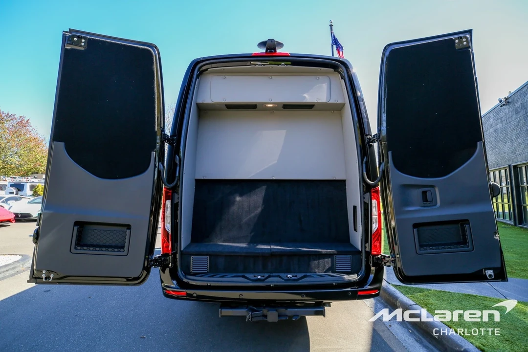 2024 Mercedes-Benz VS30 Sprinter - Image 12 of 21