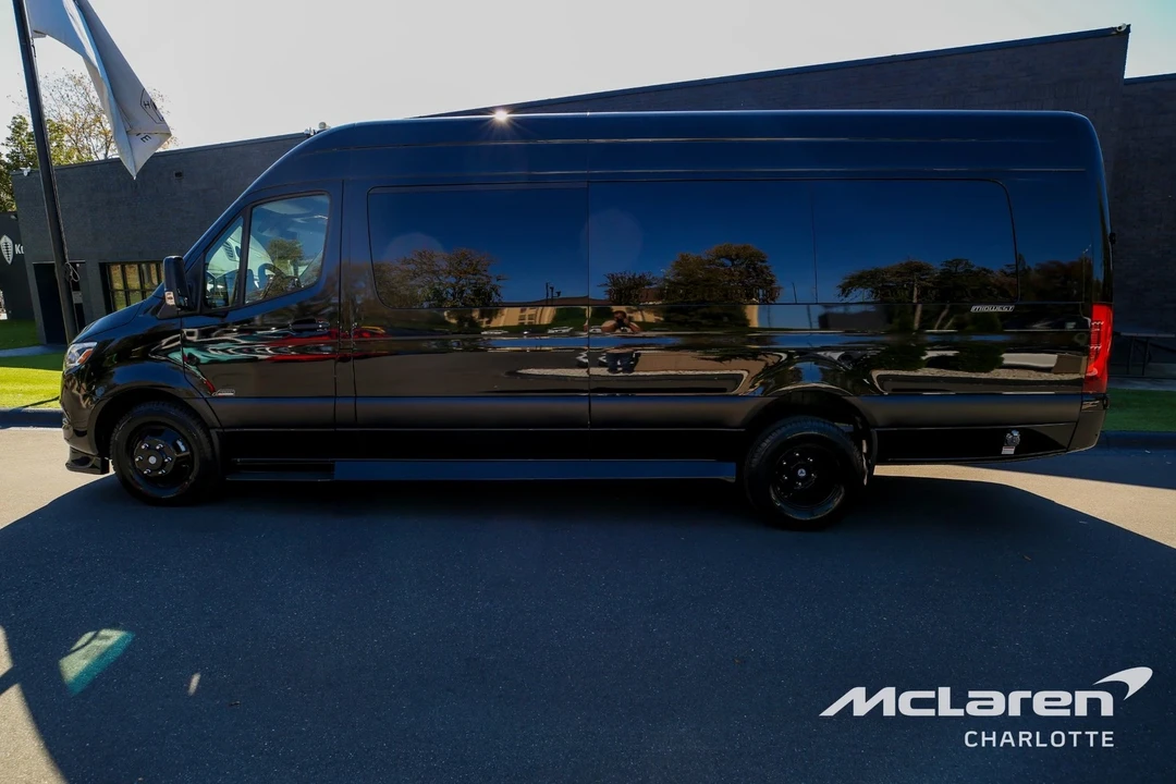 2024 Mercedes-Benz VS30 Sprinter - Image 2 of 21