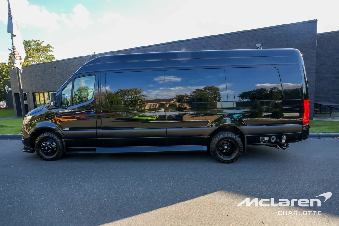 2024 Mercedes-Benz VS30 Sprinter - Image 2 of 12