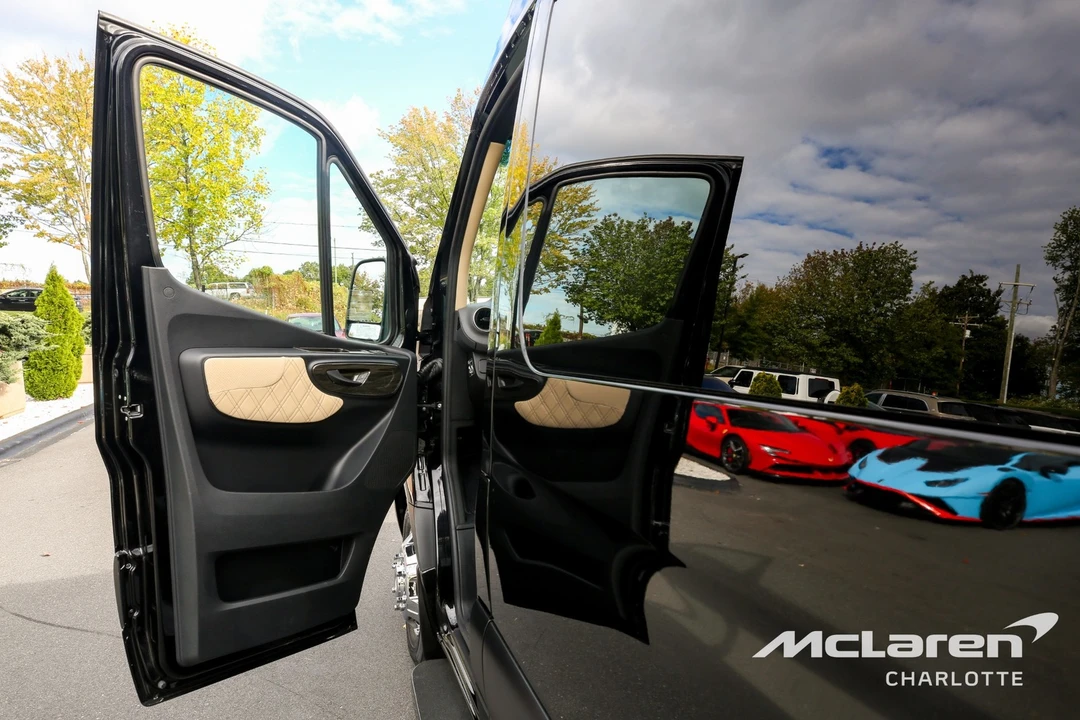 2024 Mercedes-Benz VS30 Sprinter - Image 8 of 12