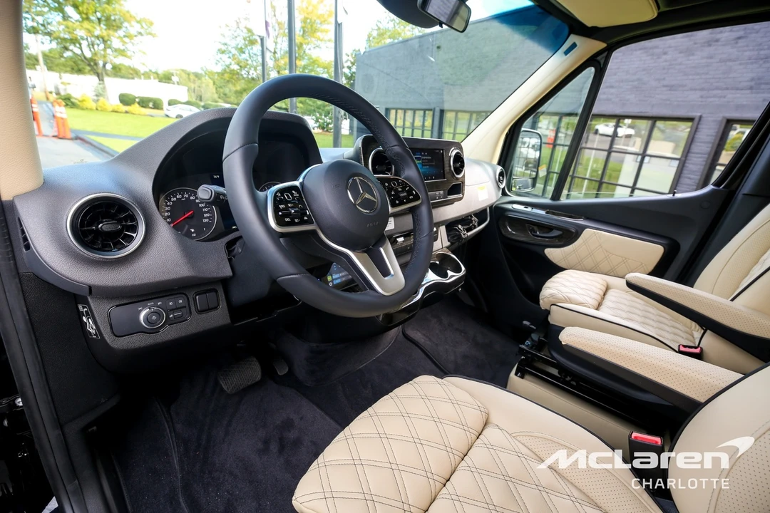 2024 Mercedes-Benz VS30 Sprinter - Image 10 of 12