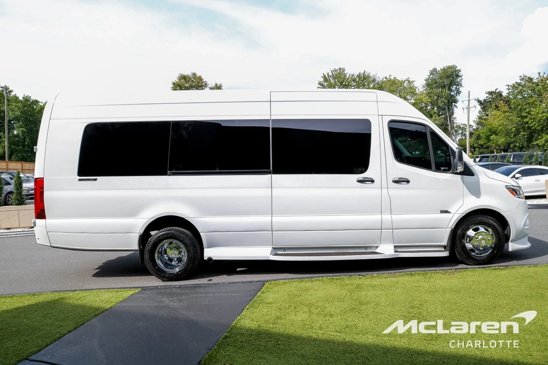 2024 Mercedes-Benz VS30 Sprinter - Image 9 of 12