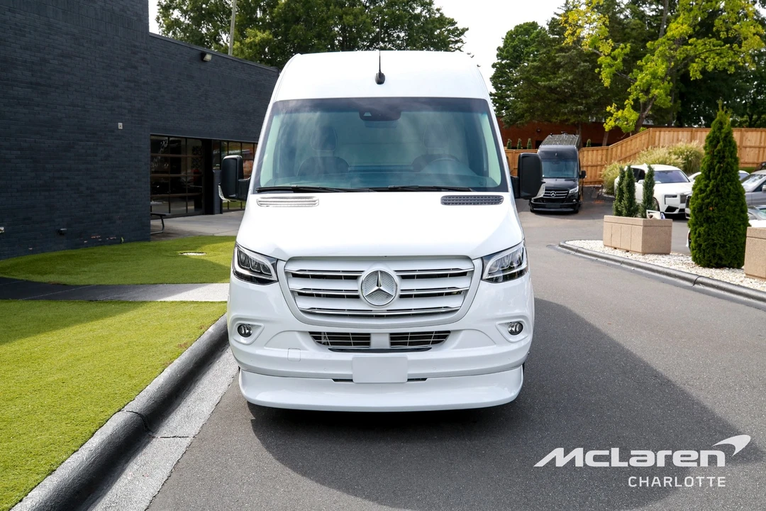 2024 Mercedes-Benz VS30 Sprinter - Image 4 of 12