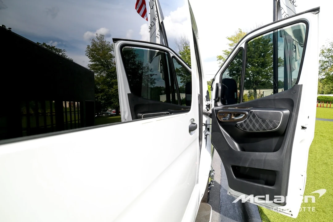 2024 Mercedes-Benz VS30 Sprinter - Image 17 of 21