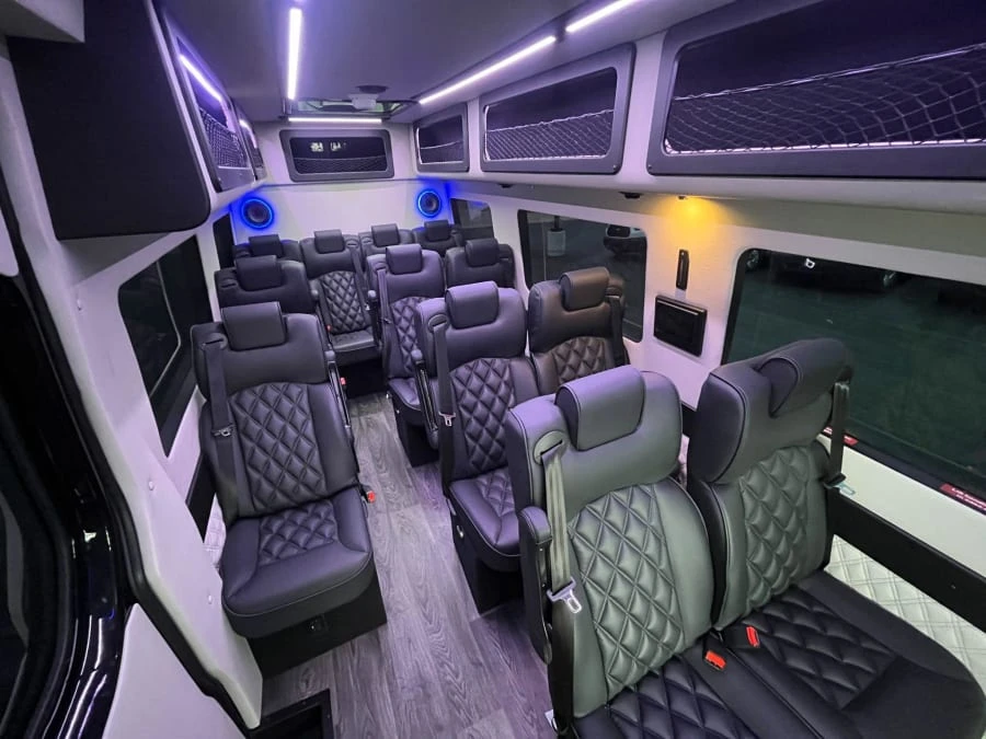 2024 Mercedes-Benz VS30 Sprinter - Image 4 of 7