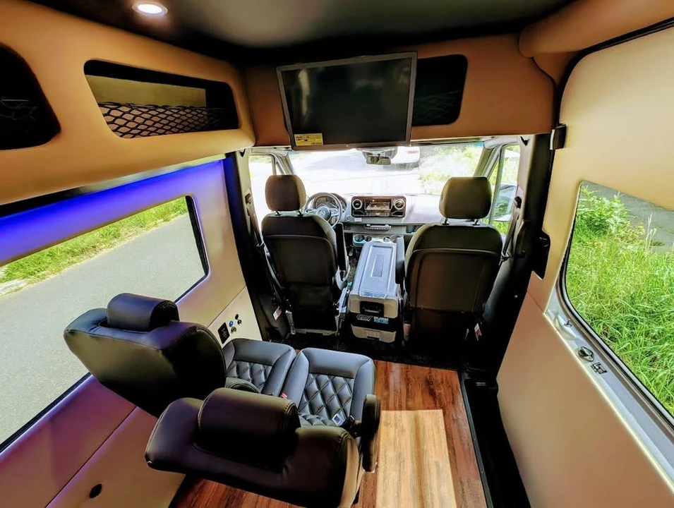 2024 Mercedes-Benz VS30 Sprinter - Image 7 of 20