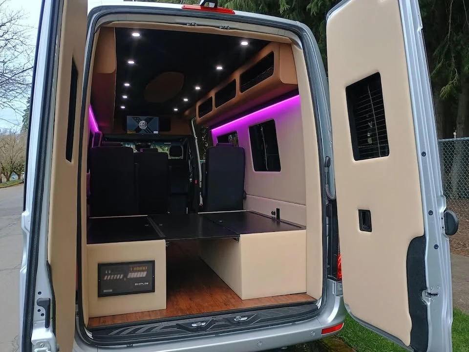 2024 Mercedes-Benz VS30 Sprinter - Image 12 of 20