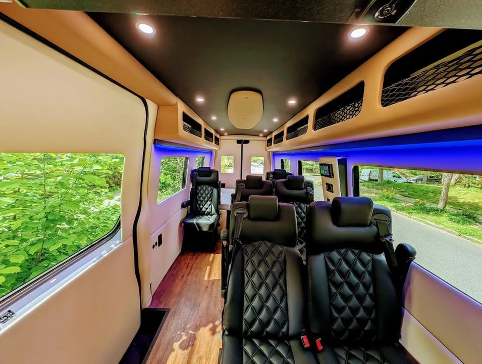 2024 Mercedes-Benz VS30 Sprinter - Image 3 of 20