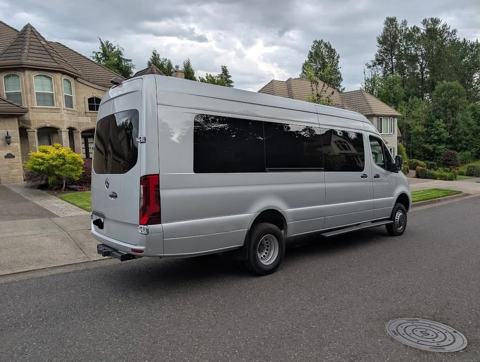 2024 Mercedes-Benz VS30 Sprinter - Image 2 of 20