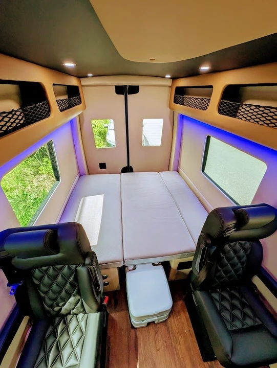 2024 Mercedes-Benz VS30 Sprinter - Image 4 of 20