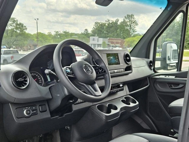 2024 Mercedes-Benz VS30 Sprinter - Image 12 of 12