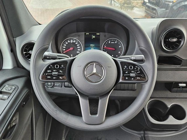 2024 Mercedes-Benz VS30 Sprinter - Image 14 of 21