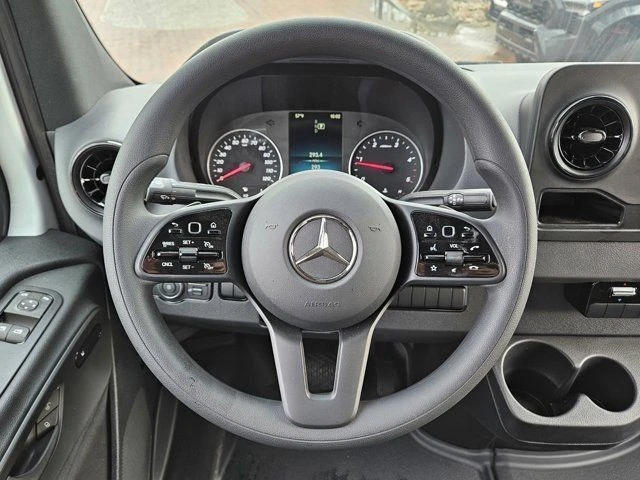 2024 Mercedes-Benz VS30 Sprinter - Image 16 of 21