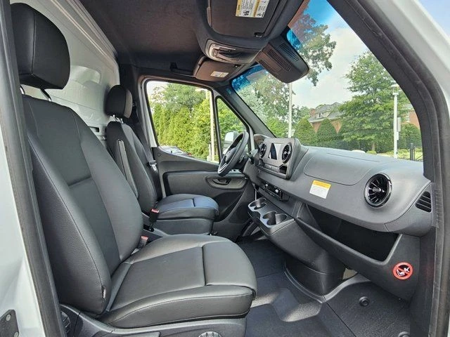 2024 Mercedes-Benz VS30 Sprinter - Image 14 of 21