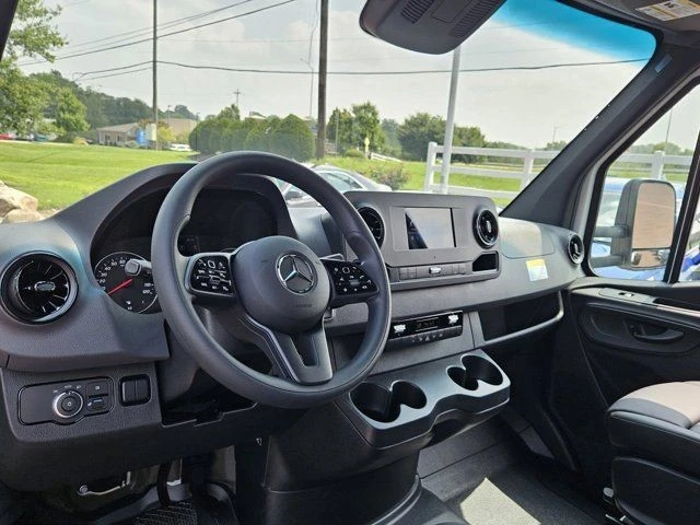 2024 Mercedes-Benz VS30 Sprinter - Image 15 of 21