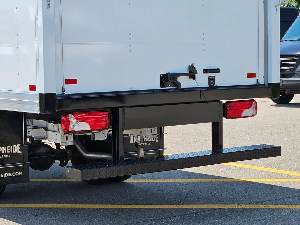 2024 Mercedes-Benz VS30 Sprinter - Image 10 of 21