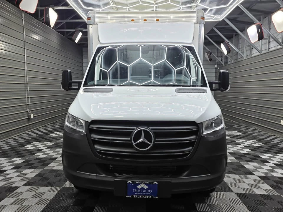 2024 Mercedes-Benz VS30 Sprinter - Image 2 of 18