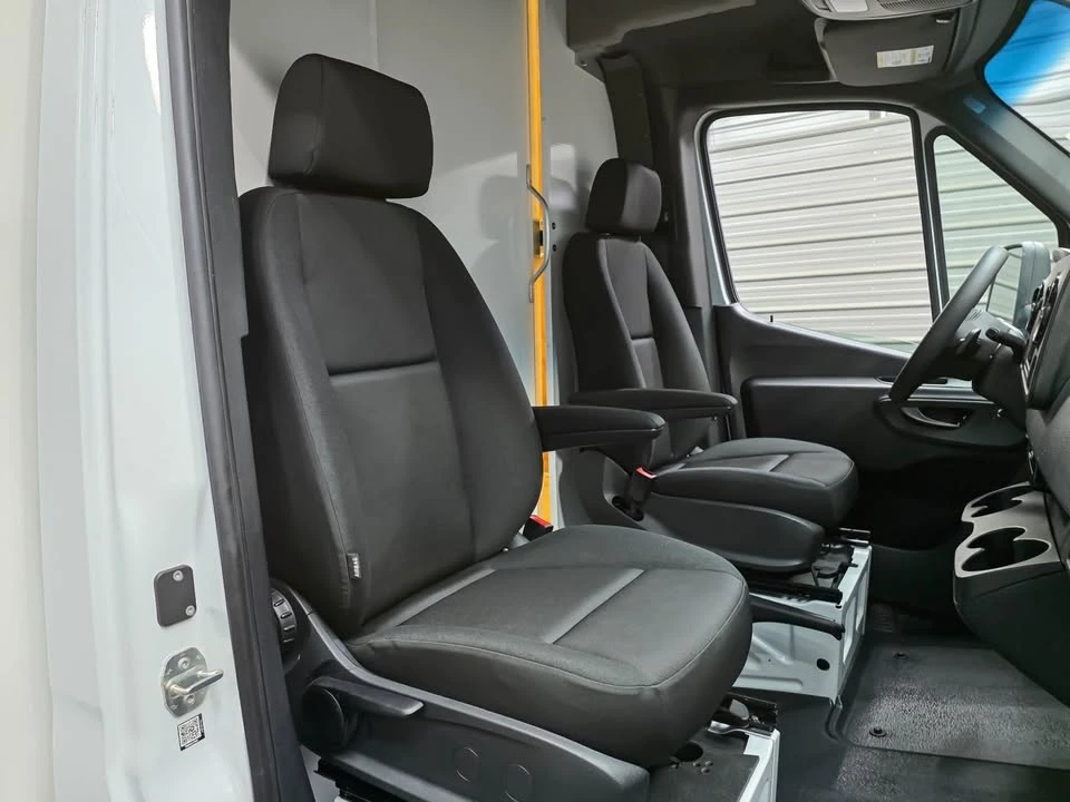 2024 Mercedes-Benz VS30 Sprinter - Image 12 of 18