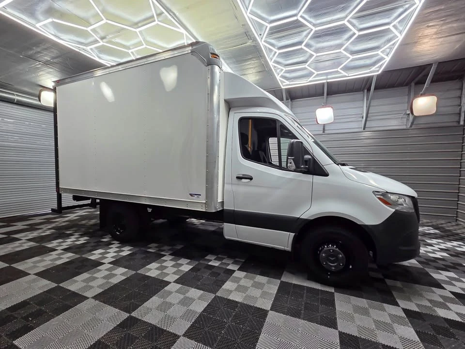 2024 Mercedes-Benz VS30 Sprinter - Image 7 of 18