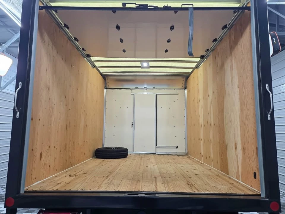 2024 Mercedes-Benz VS30 Sprinter - Image 8 of 18