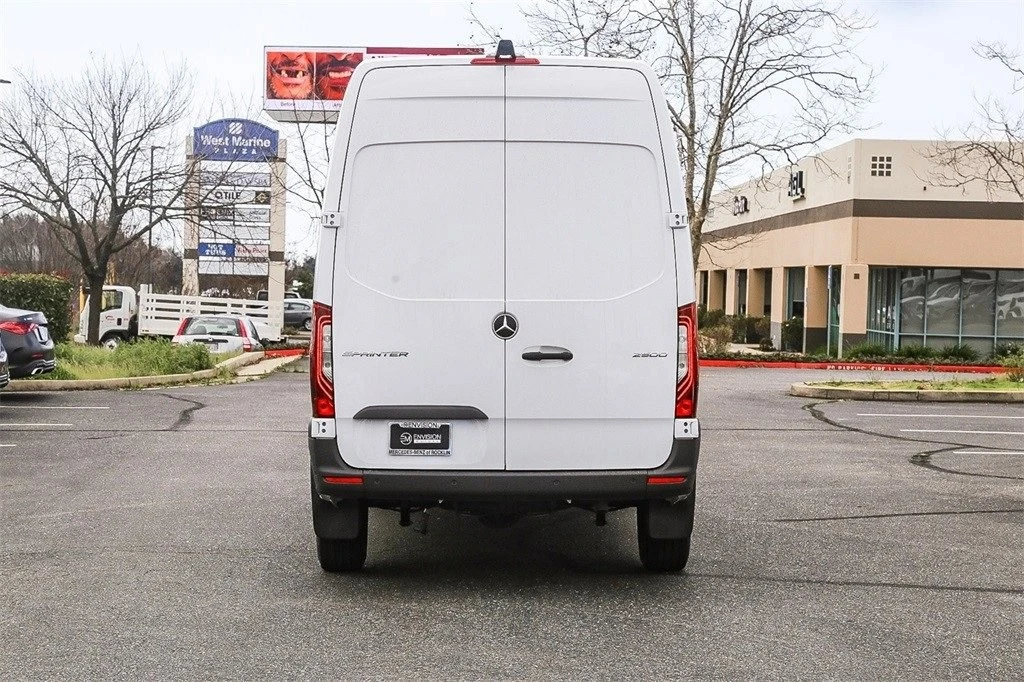 2024 Mercedes-Benz VS30 Sprinter - Image 6 of 12