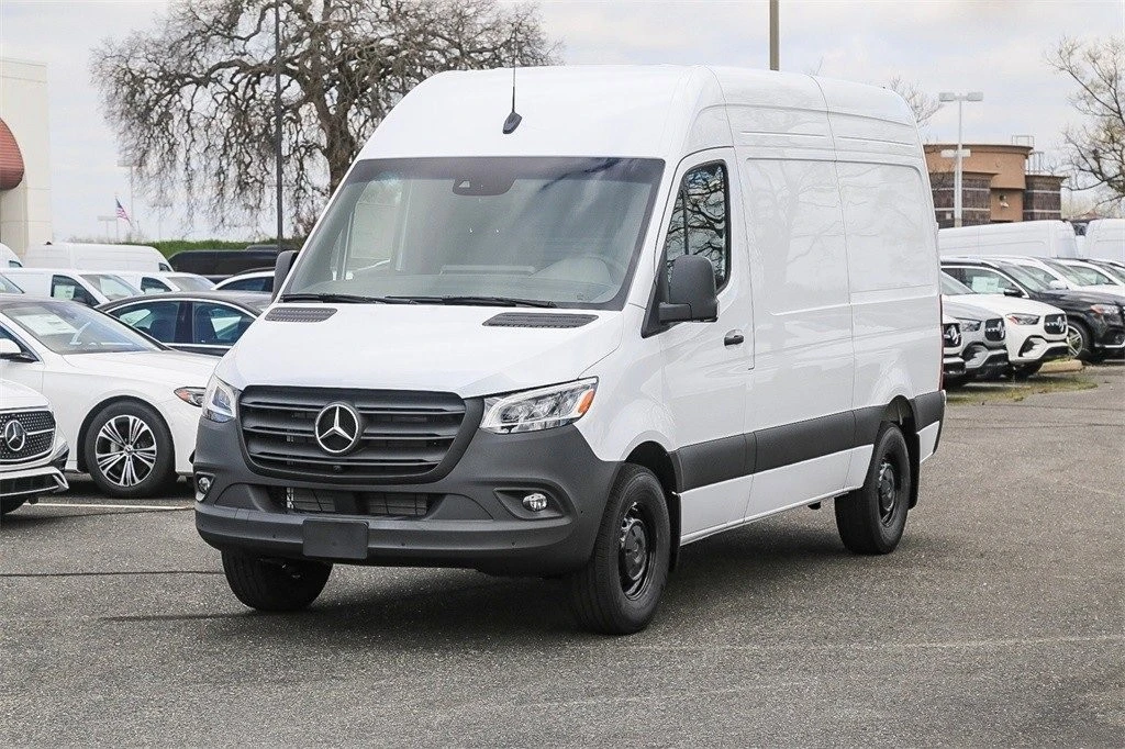 2024 Mercedes-Benz VS30 Sprinter - Image 4 of 12