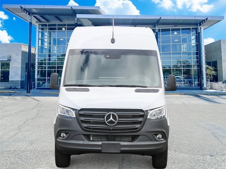 2024 Mercedes-Benz VS30 Sprinter - Image 3 of 12