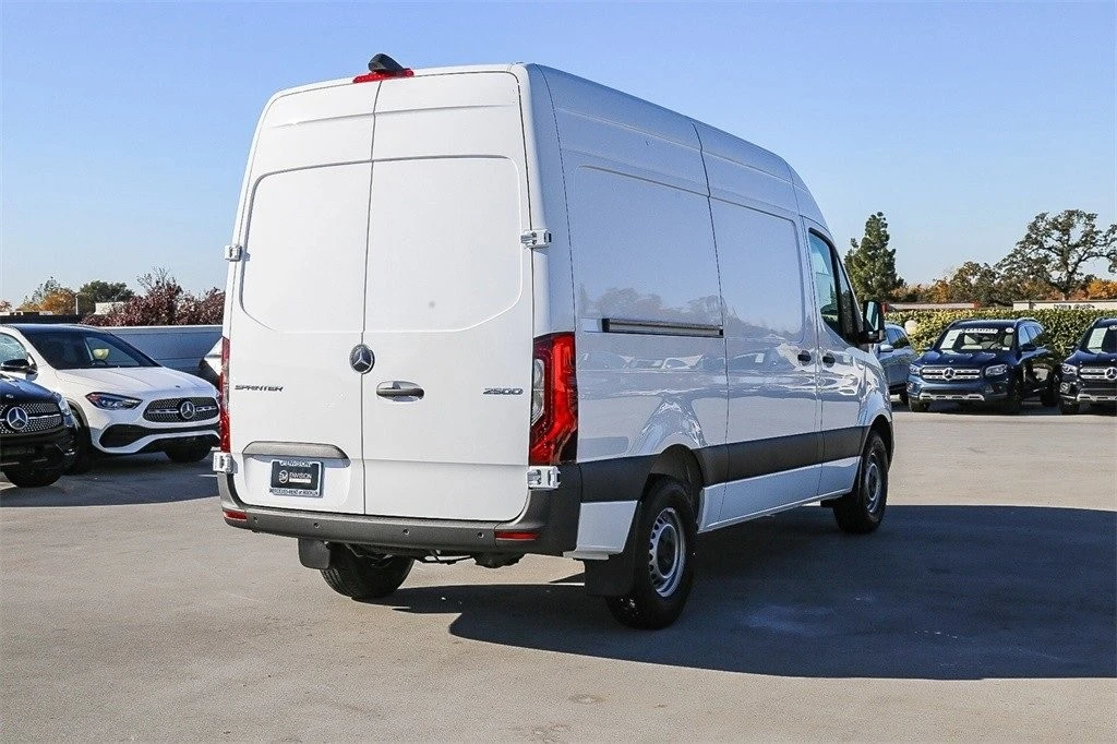 2024 Mercedes-Benz VS30 Sprinter - Image 7 of 12