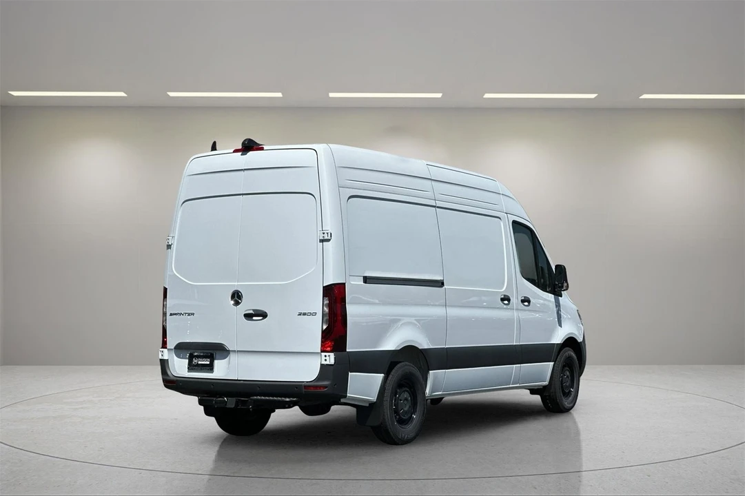 2024 Mercedes-Benz VS30 Sprinter - Image 4 of 12