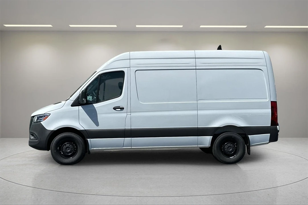 2024 Mercedes-Benz VS30 Sprinter - Image 7 of 12