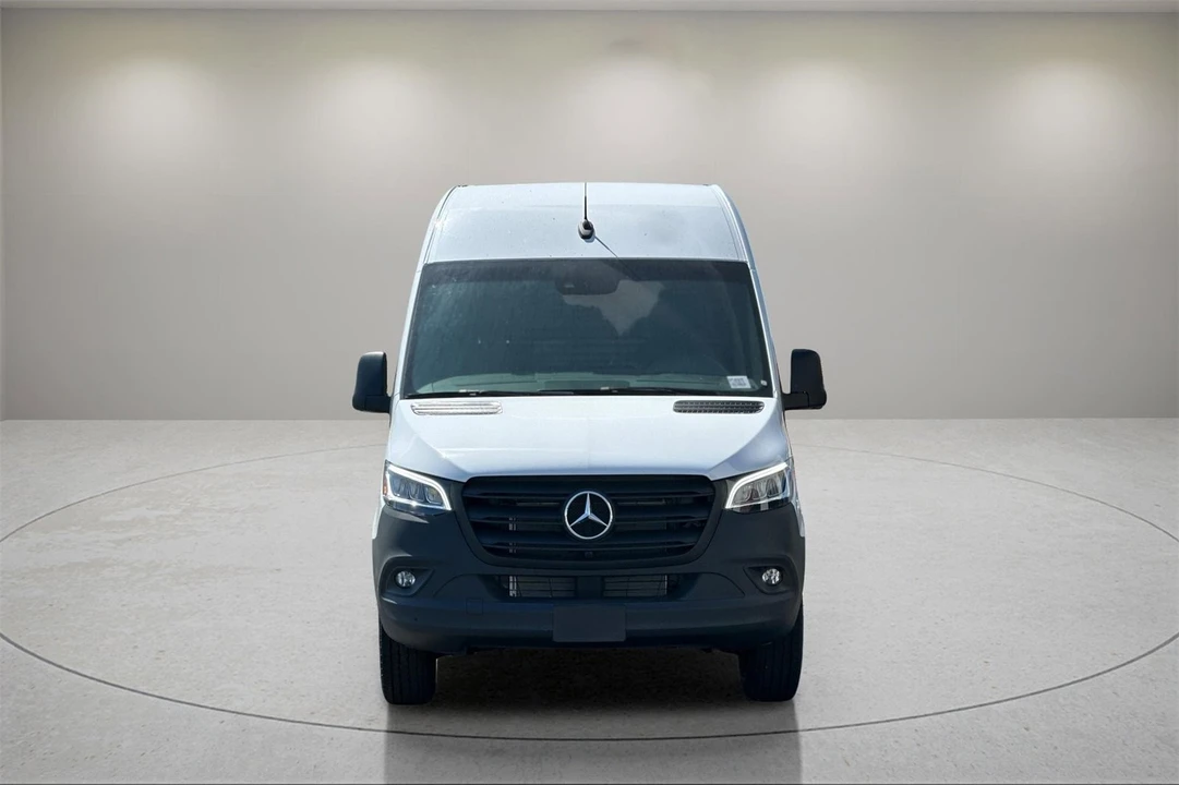 2024 Mercedes-Benz VS30 Sprinter - Image 9 of 12