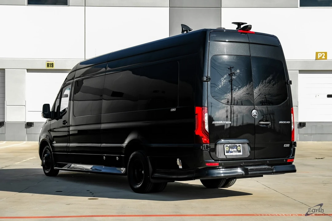 2024 Mercedes-Benz VS30 Sprinter - Image 8 of 12