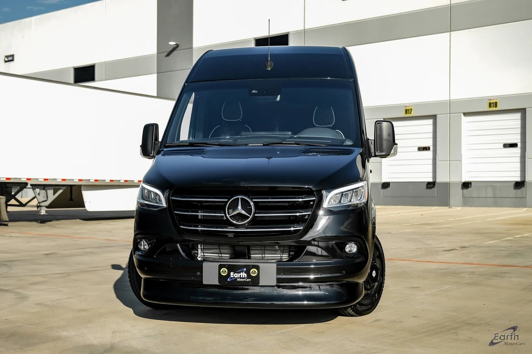 2024 Mercedes-Benz VS30 Sprinter - Image 3 of 12