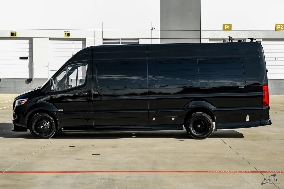 2024 Mercedes-Benz VS30 Sprinter - Image 5 of 12