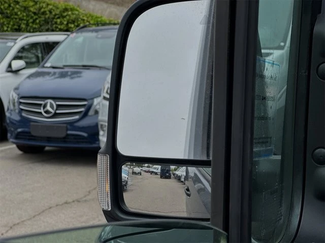 2024 Mercedes-Benz VS30 Sprinter - Image 9 of 12
