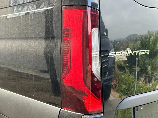 2024 Mercedes-Benz VS30 Sprinter - Image 4 of 12
