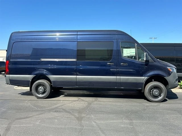 2024 Mercedes-Benz VS30 Sprinter - Image 2 of 12