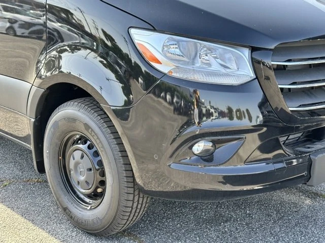 2024 Mercedes-Benz VS30 Sprinter - Image 4 of 12