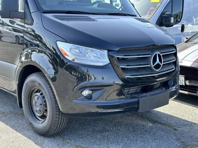 2024 Mercedes-Benz VS30 Sprinter - Image 3 of 12