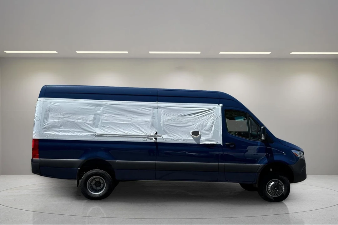 2024 Mercedes-Benz VS30 Sprinter - Image 3 of 12