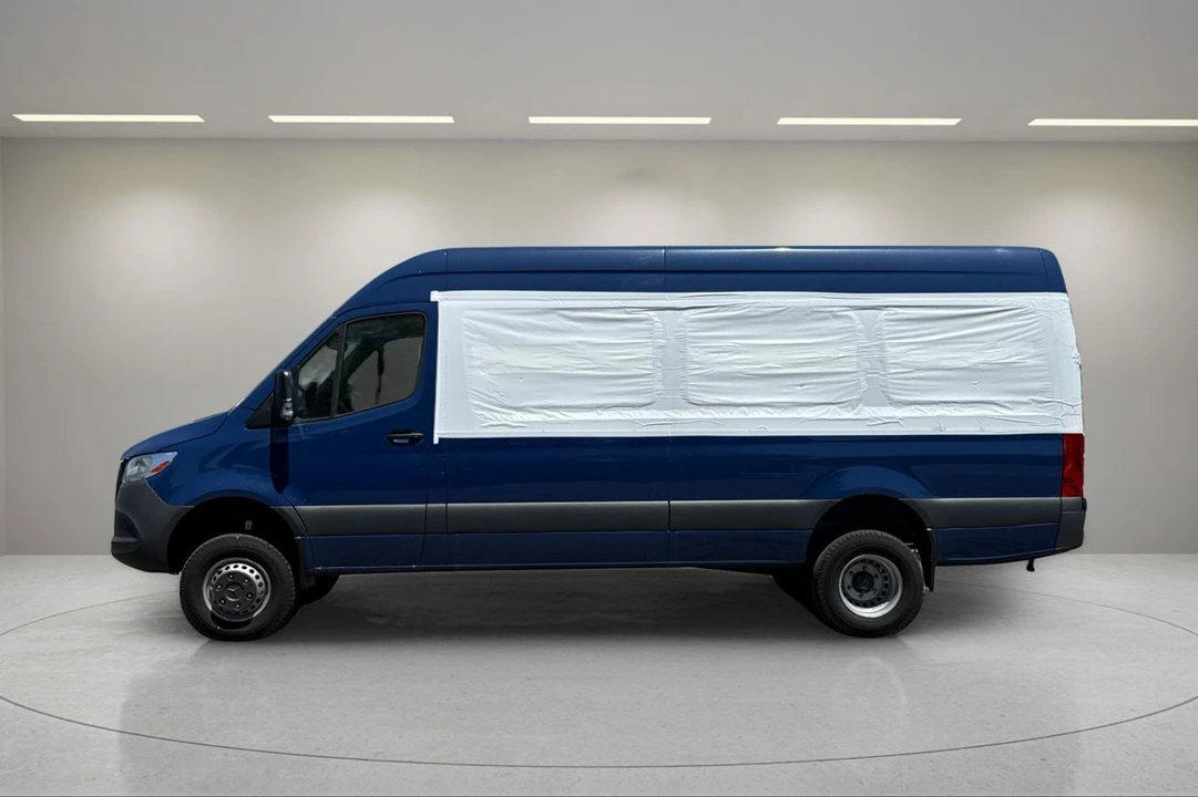 2024 Mercedes-Benz VS30 Sprinter - Image 7 of 12