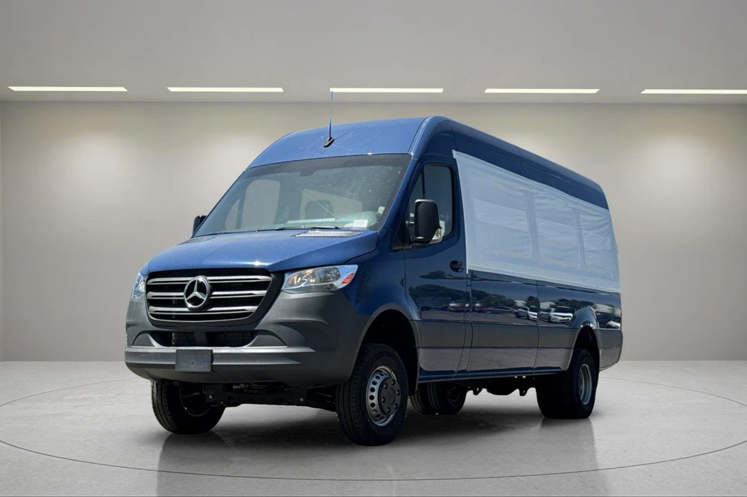 2024 Mercedes-Benz VS30 Sprinter - Image 8 of 12