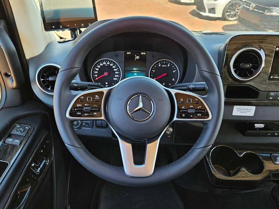 2024 Mercedes-Benz VS30 Sprinter - Image 19 of 21