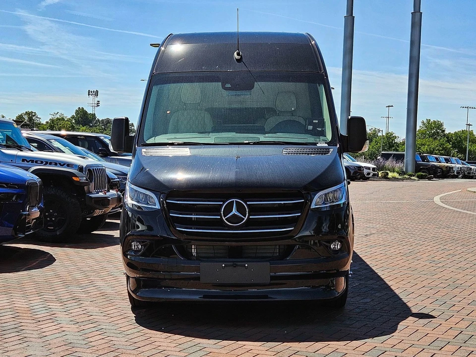 2024 Mercedes-Benz VS30 Sprinter - Image 8 of 21