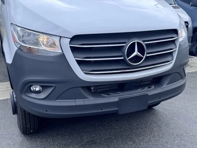 2024 Mercedes-Benz VS30 Sprinter - Image 3 of 12