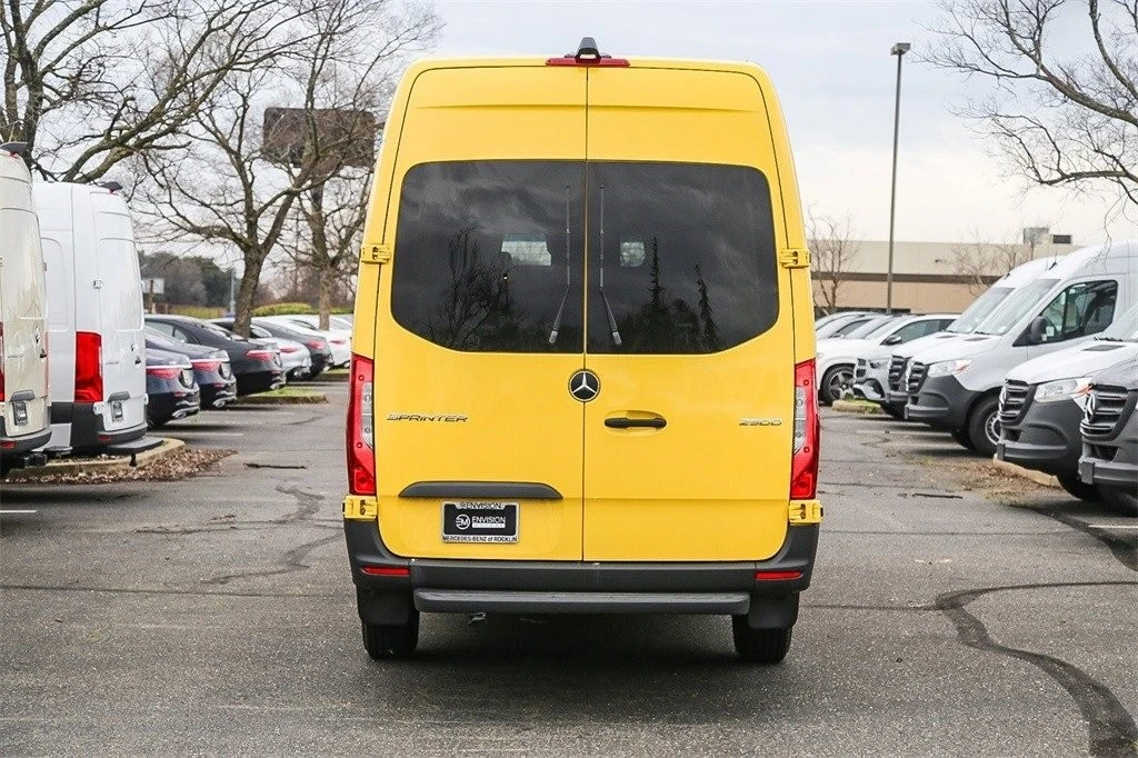 2024 Mercedes-Benz VS30 Sprinter - Image 6 of 12