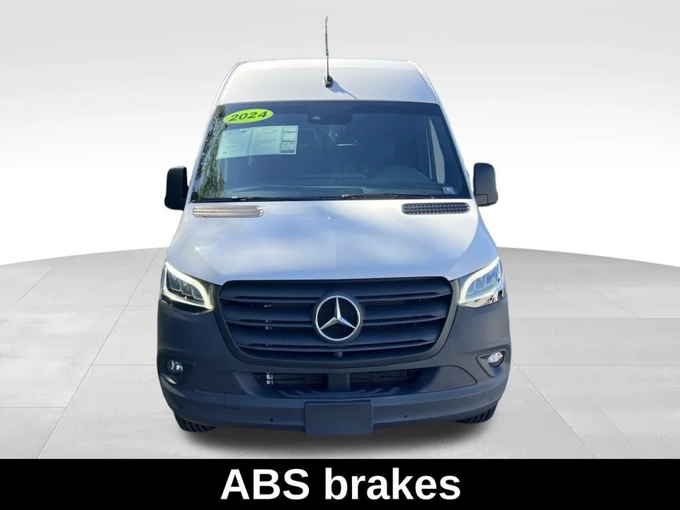 2024 Mercedes-Benz VS30 Sprinter - Image 7 of 12