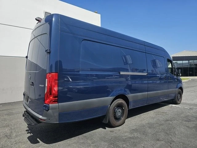 2024 Mercedes-Benz VS30 Sprinter - Image 3 of 8
