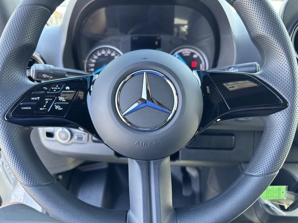 2024 Mercedes-Benz VS30 Sprinter - Image 8 of 12